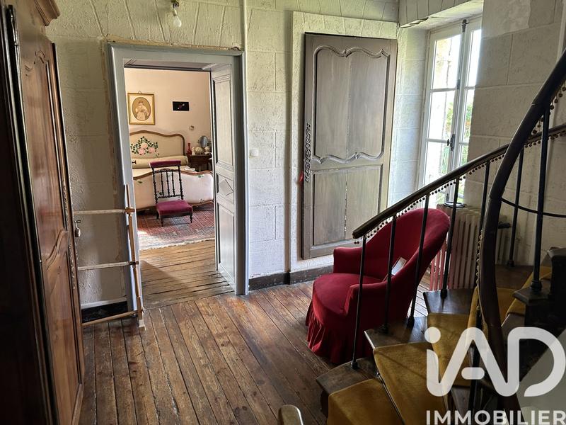 Maison - 281 m² - 10 pièces