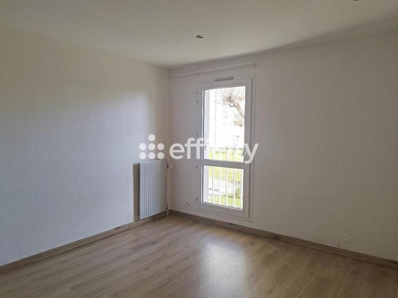 Appartement - 92 m² - 5 pièces