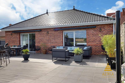 Maison - 150 m² - 5 pièces