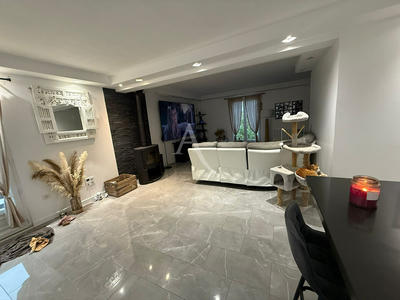 Maison - 170 m² - 6 pièces