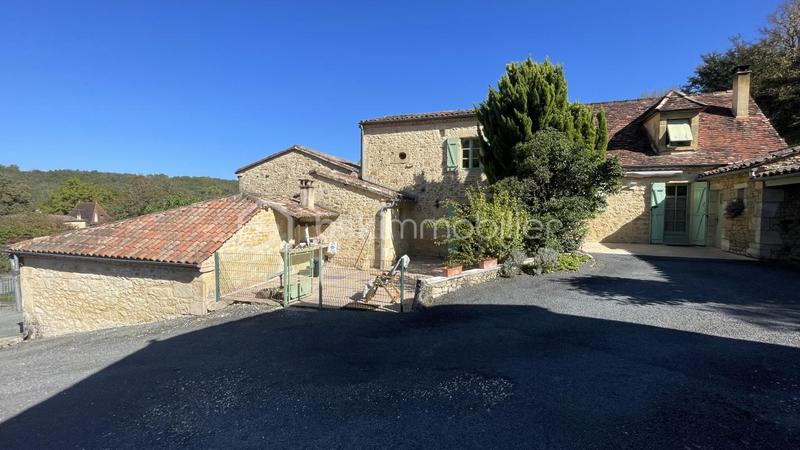 Maison en pierre - 304 m² - 16 pièces