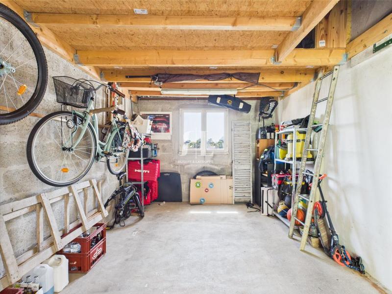 Maison - 145 m² - 6 pièces