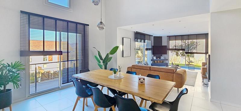 Maison - 170 m² - 7 pièces