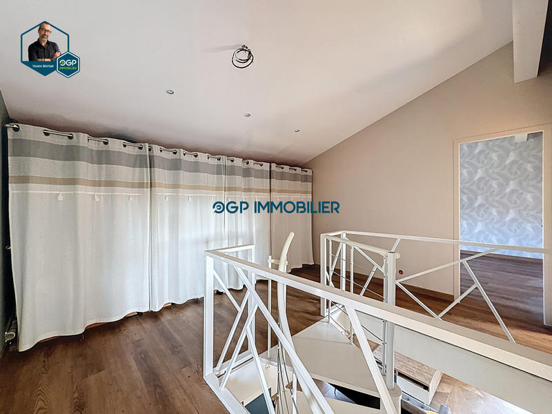 Maison - 175 m² - 6 pièces