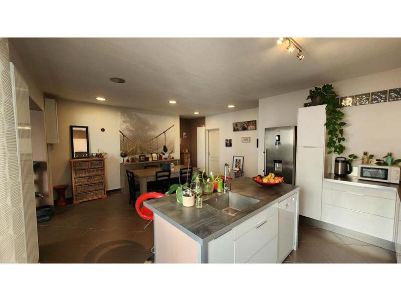 Maison - 86 m² - 5 pièces