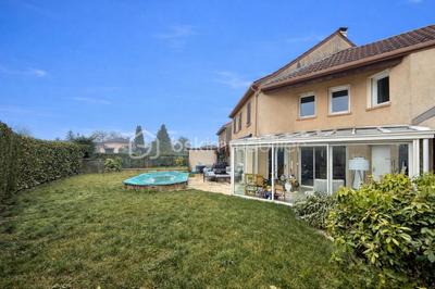 Maison - 142 m² - 6 pièces