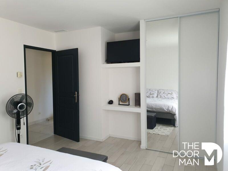 Maison - 202 m² - 10 pièces