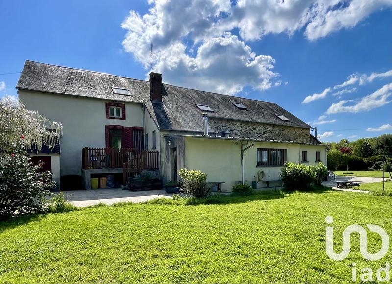 Maison - 355 m² - 12 pièces