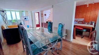 Maison - 82 m² - 4 pièces