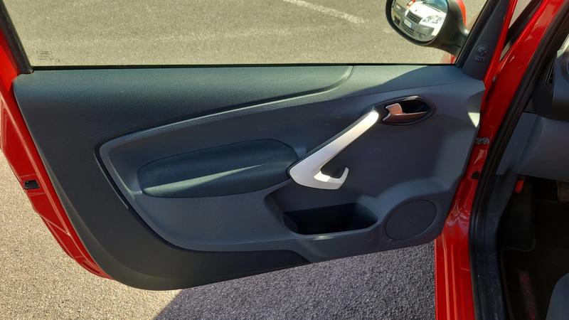 Ford Ka 1.2 69 Titanium - Première main