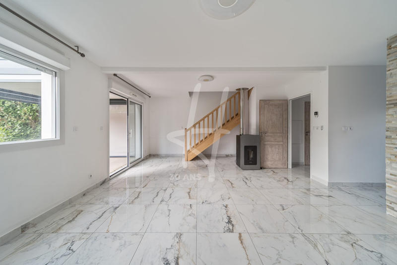 Maison - 100 m² - 5 pièces