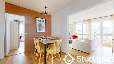 Chambre - 9 m² - 1 pièce