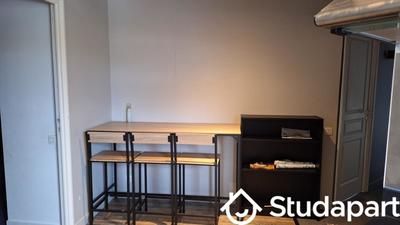 Chambre - 13 m² - 1 pièce