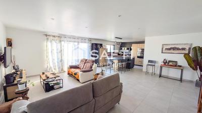 Maison - 144 m² - 5 pièces