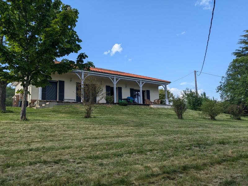Maison - 136 m² - 4 pièces