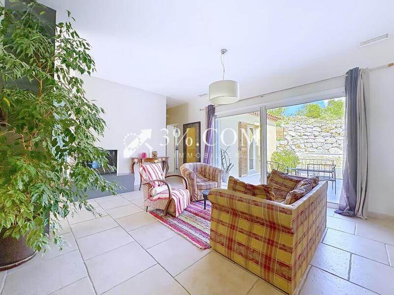 Maison - 153 m² - 7 pièces