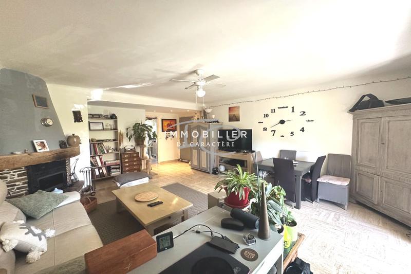 Appartement - 82 m² - 4 pièces