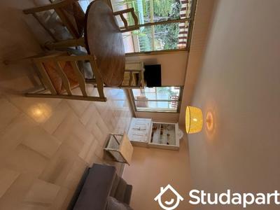 Appartement - 70 m² - 2 pièces