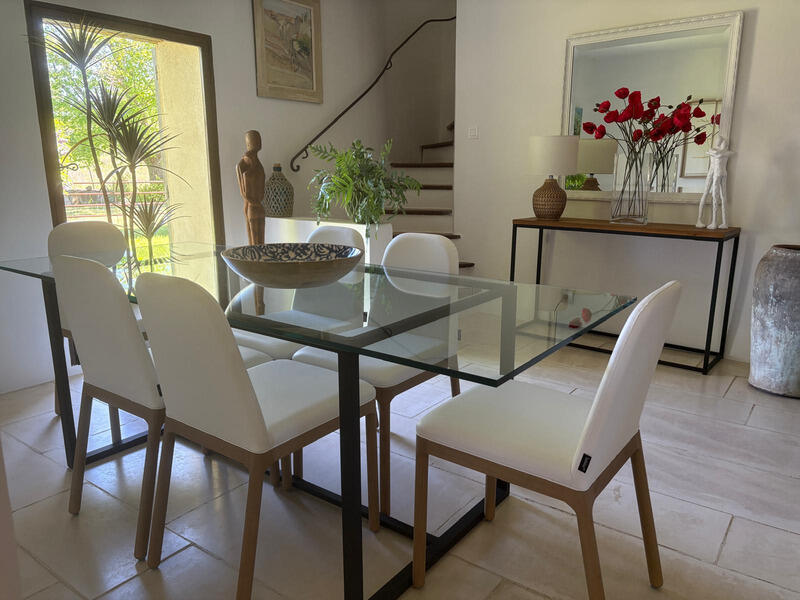 Maison - 197 m² - 7 pièces