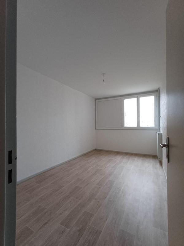 Appartement - 75 m² - 4 pièces