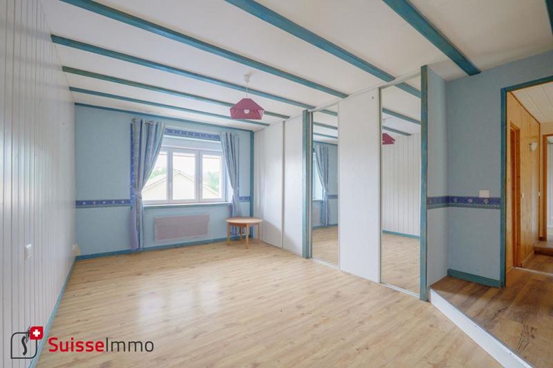 Maison - 211 m² - 8 pièces