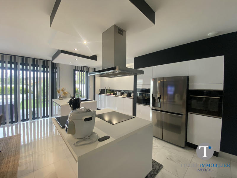 Maison contemporaine - 169 m² - 6 pièces