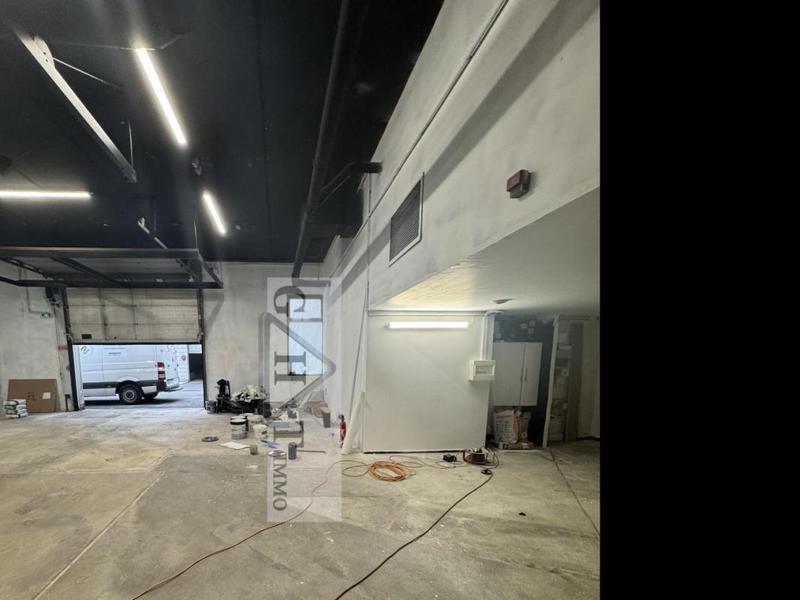 Entrepôt - 505 m²