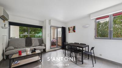 Studio - 25 m² - 1 pièce