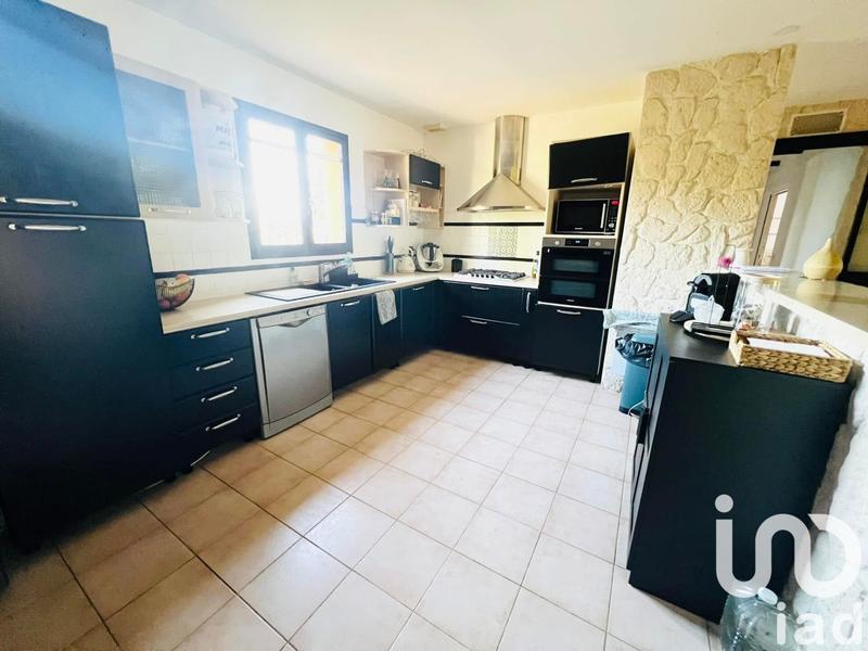 Maison - 99 m² - 5 pièces