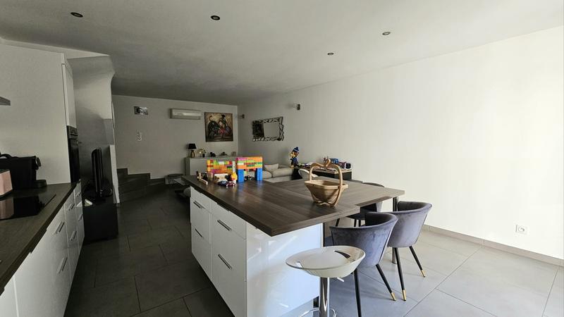 Maison - 70 m² - 3 pièces