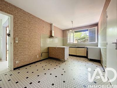 Maison - 98 m² - 4 pièces