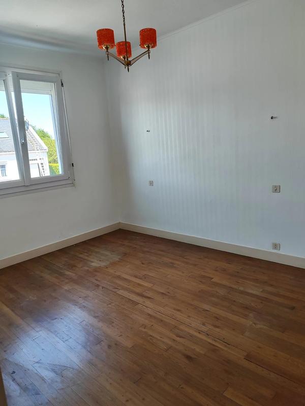 Maison traditionnelle - 120 m² - 6 pièces