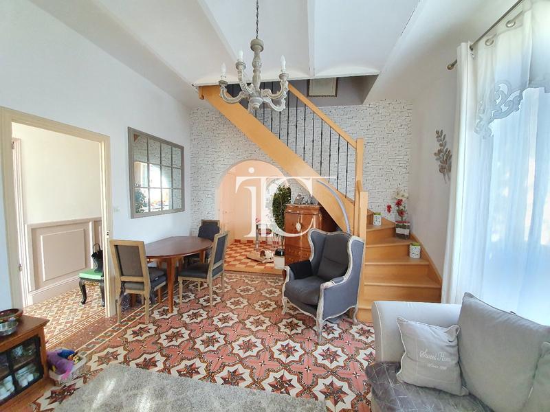 Maison - 117 m² - 5 pièces