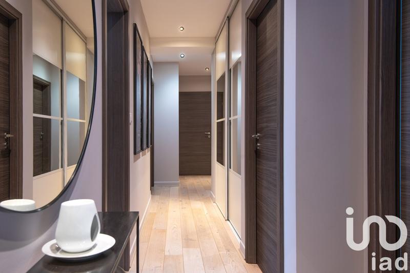 Appartement - 98 m² - 5 pièces