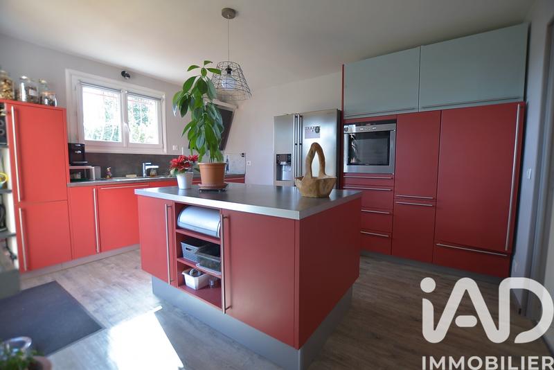 Maison - 180 m² - 7 pièces