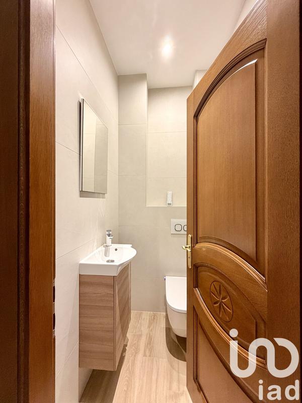 Maison - 253 m² - 6 pièces