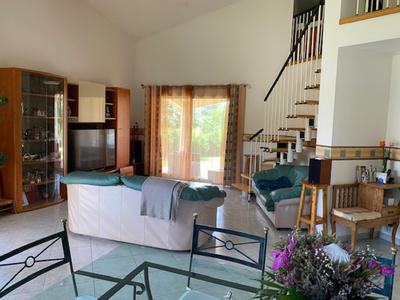 Maison - 170 m² - 6 pièces