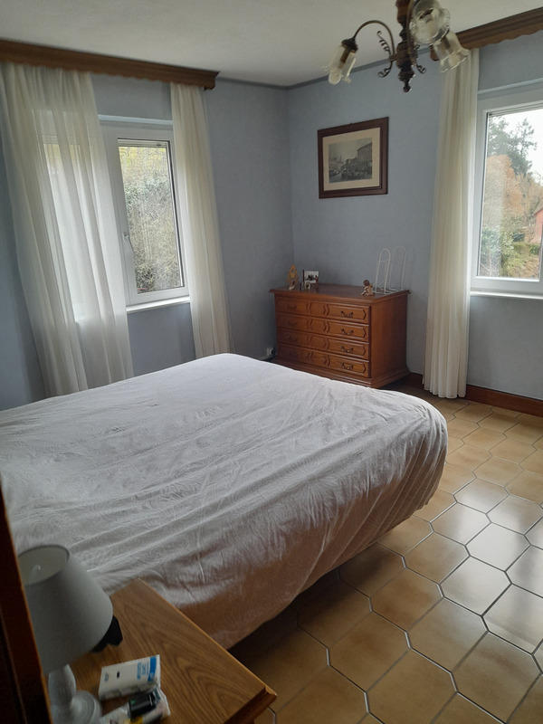 Appartement ancien - 90 m² - 4 pièces