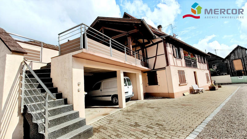 Maison ancienne - 198 m² - 8 pièces