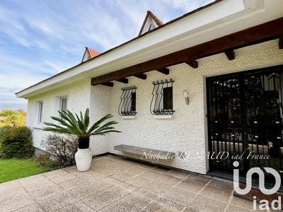 Maison - 187 m² - 8 pièces