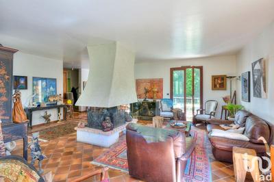 Maison - 189 m² - 5 pièces