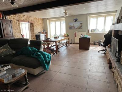 Maison ancienne - 190 m² - 7 pièces