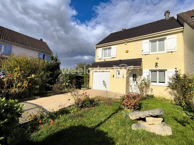 Maison - 98 m² - 6 pièces