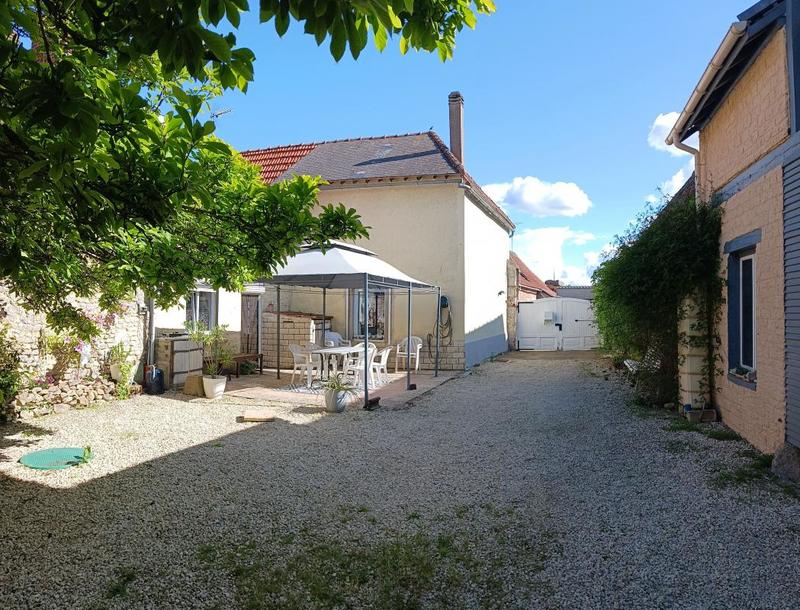 Maison - 140 m² - 4 pièces