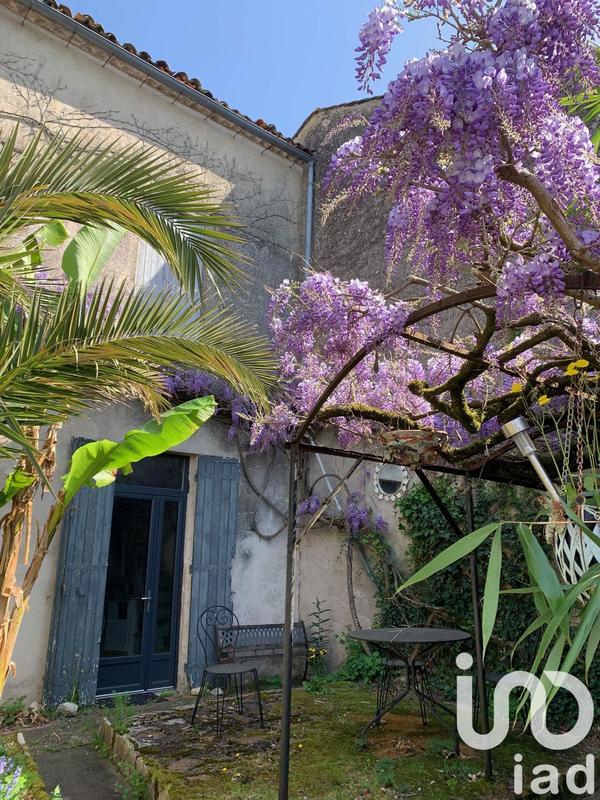 Maison de village - 211 m² - 7 pièces