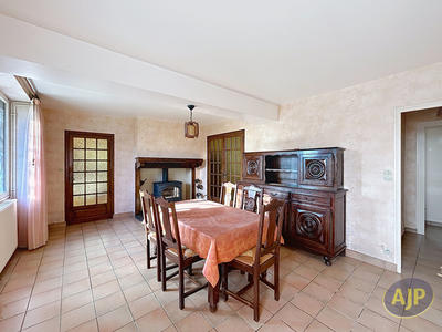 Maison - 133 m² - 5 pièces