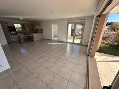 Villa - 110 m² - 4 pièces