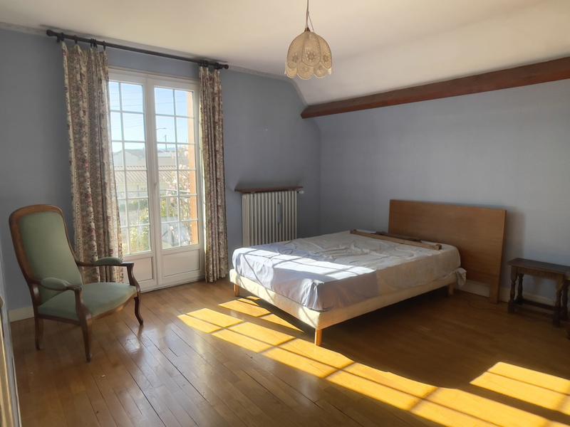 Maison - 95 m² - 4 pièces