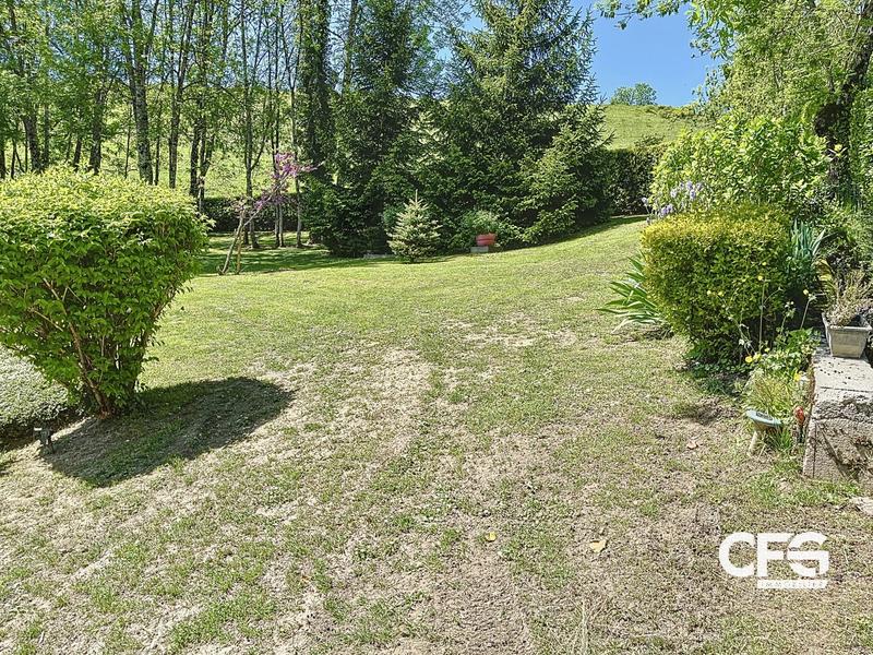 Propriété - 8 pièces