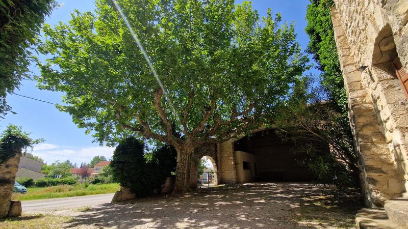 Maison - 200 m² - 8 pièces